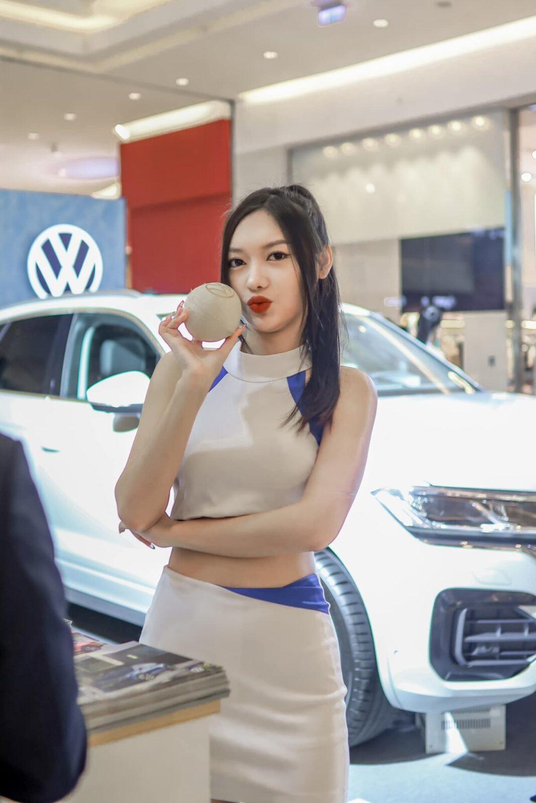 365999451 256899190533858 7677739446037051174 n TRƯNG BÀY XE VOLKSWAGEN TẠI CRESCENT MALL