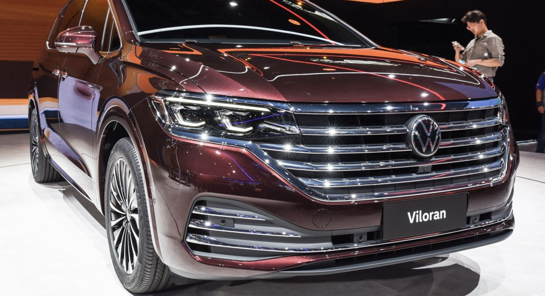 cfa477b1fed4ffd5869fe24afbf6454a290a5bc2 Volkswagen Viloran: MPV Hoàn Hảo Kết hợp Giữa Sự Sang Trọng Và Hiệu Năng